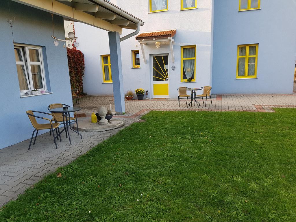 Villa Sonnenschein Laa an der Thaya Dış mekan fotoğraf